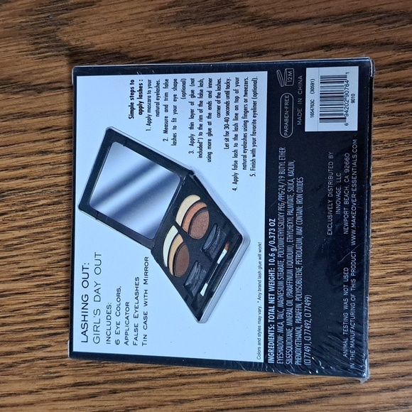 ME Makeover Essentials Eyeshadow and Eyelash Kit New in sealed package - Picture 2 of 4
